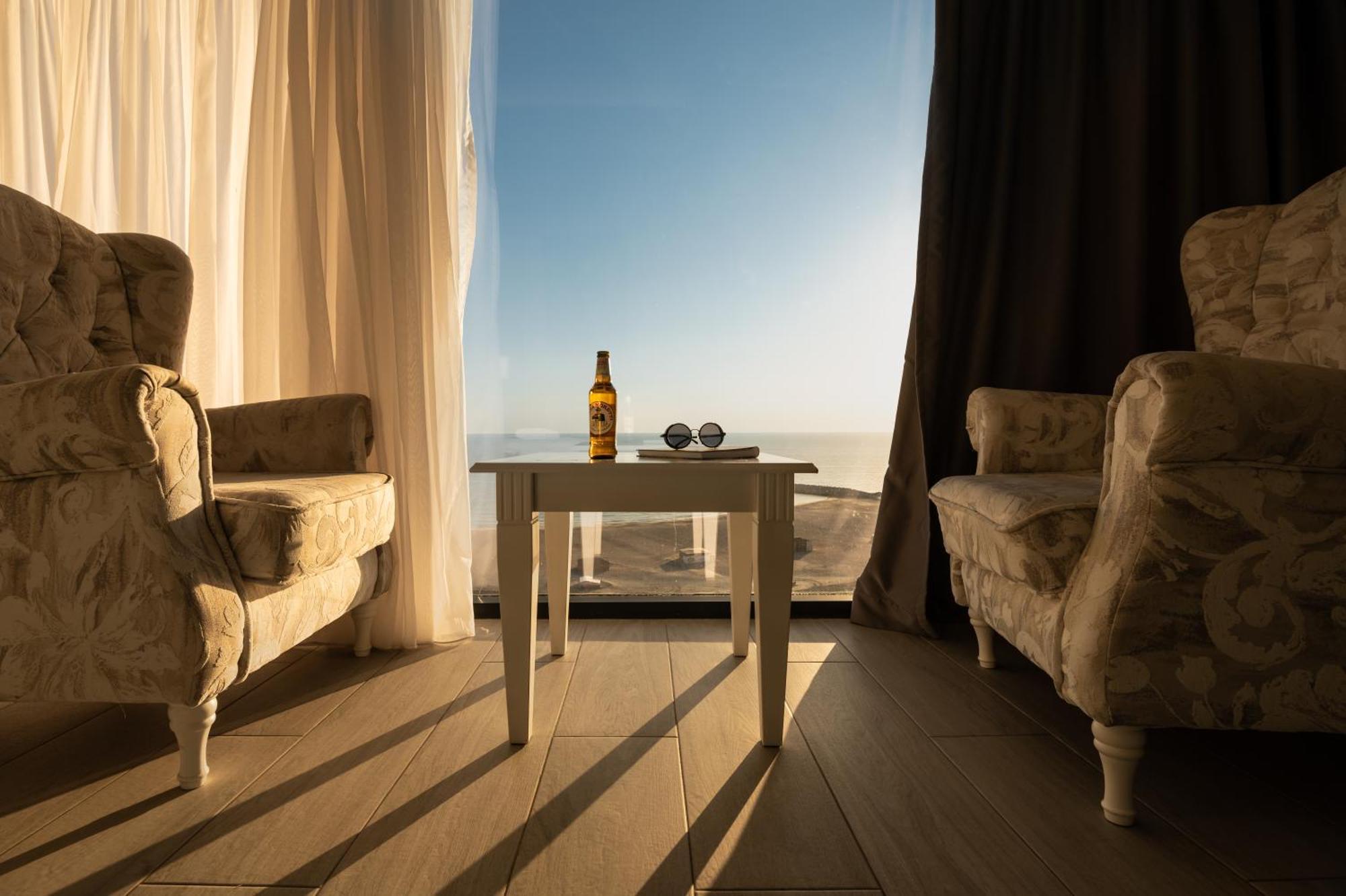 Maritimo Aparthotel Konstanca Kültér fotó